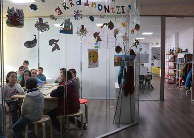 Imagen secundaria 1 - Aulas silenciosas, el logro de un colegio de Ortuella