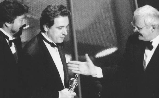 Anthony Hopkins entregó el Oscar a la Mejor Película de habla no inglesa a 'Belle Epoque' (1992).