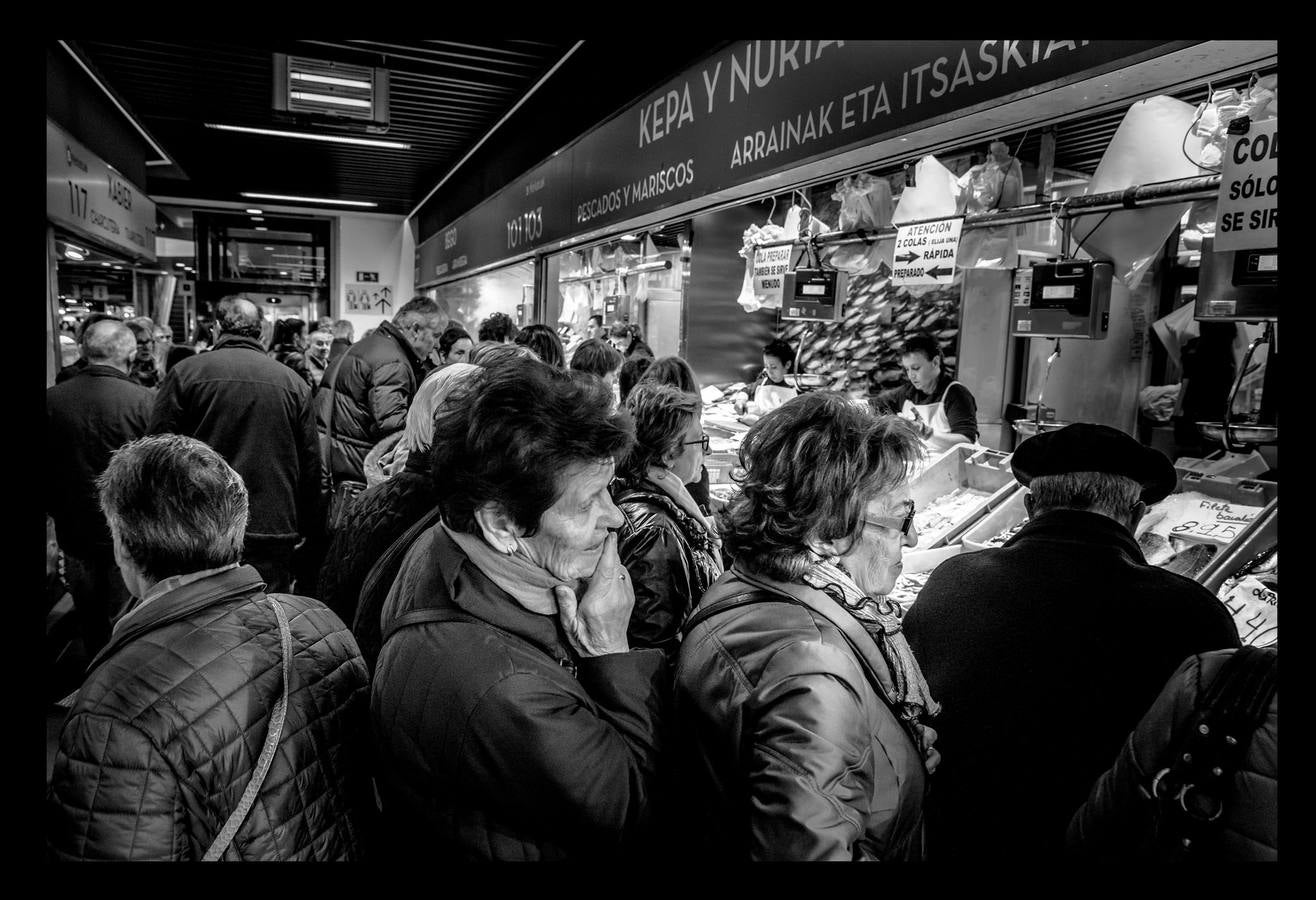 Una jornada del Mercado de la Ribera, en 20 imágenes