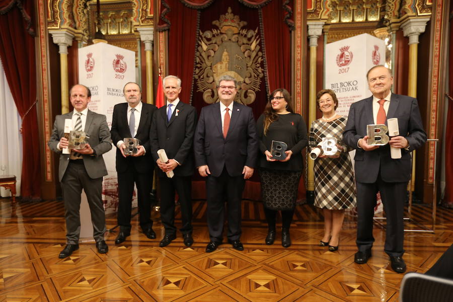 Enrique Campos, Javier Viar, Juan Ignacio Vidarte, Juan María Aburto, Marta Pastor, María Dolores de Damborenea y Jon Ortuzar.'
