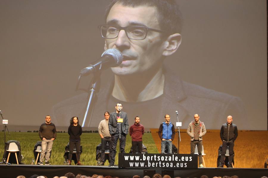Más de 14.000 personas asisten hoy en el BEC de Barakaldo al certamen