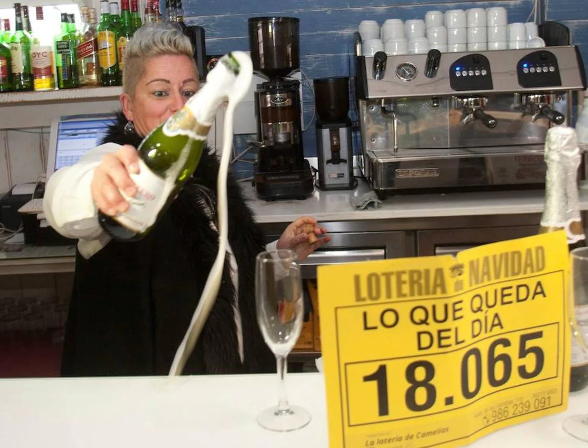 El sorteo de la Lotería de Navidad, vuelve a repartir millones por todo el territorio.