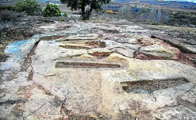 Los últimos hallazgos apuntan a una necrópolis importante en la zona de Santa Eulalia. 