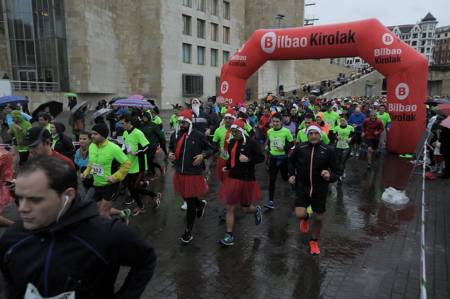 Cerca de 2.500 participantes han querido decir adiós al 2017 a la carrera