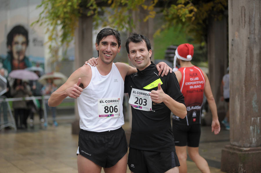 Cerca de 2.500 participantes han querido decir adiós al 2017 a la carrera