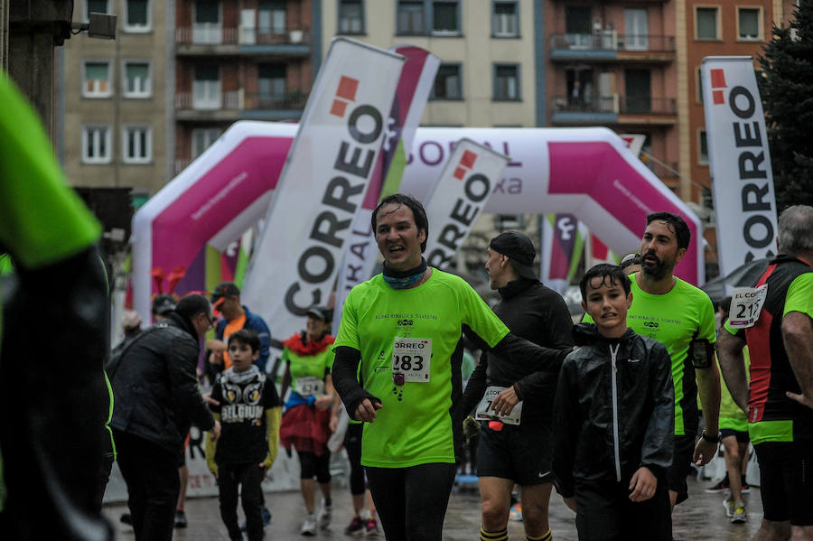 Cerca de 2.500 participantes han querido decir adiós al 2017 a la carrera