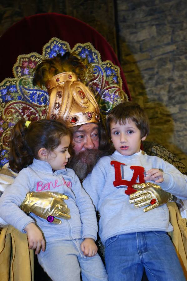 Los Reyes Magos llegan a Vitoria