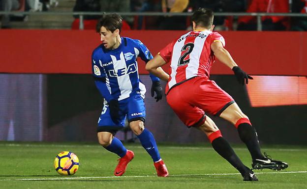 Bojan, durante el partido en Girona. 