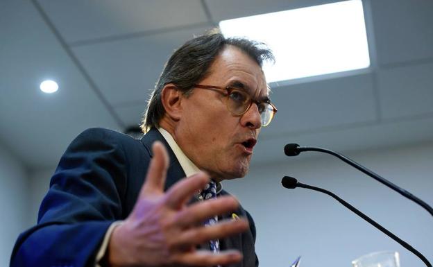 Artur Mas ha presentado su renuncia como presidente del PDeCAT.