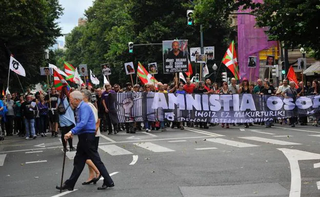 Manifestación pidiendo la amnistía de los presos de ETA en Bilbao el año pasado.