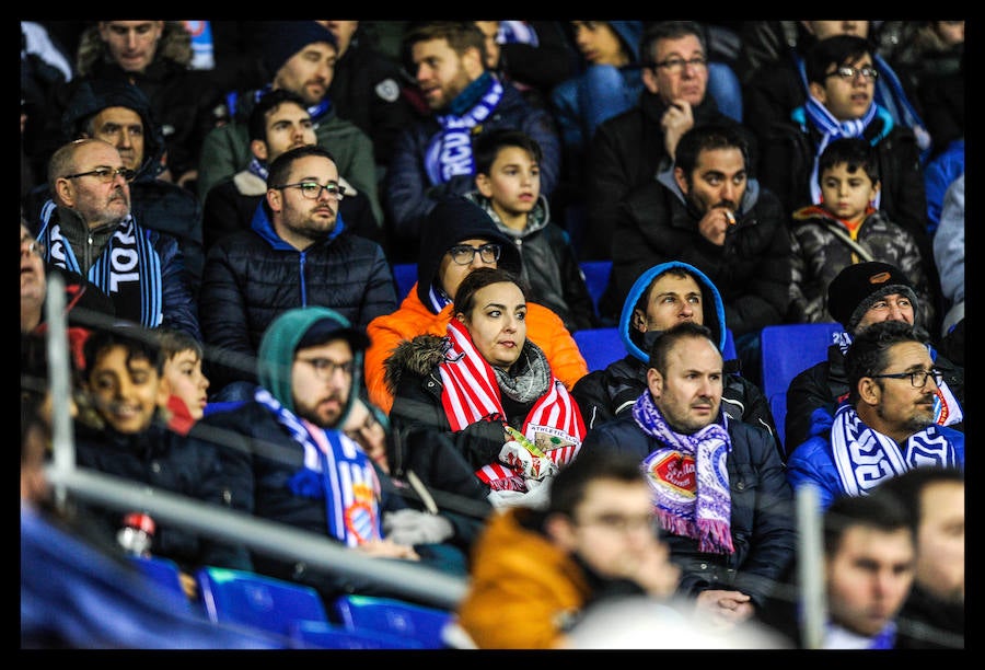 El  Athletic sigue asentándose y suma un punto ante el Espanyol  en un partido movido y con poco fútbol