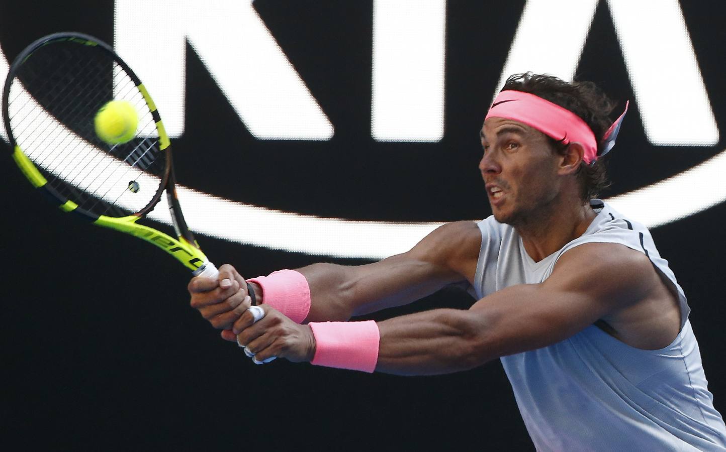 Rafa NAdal sigue con paso firme en el Abierto de Australia. En segunda ronda ha derrotado al argentino Leonardo Mayer (6-3, 6-4 y 7-6).