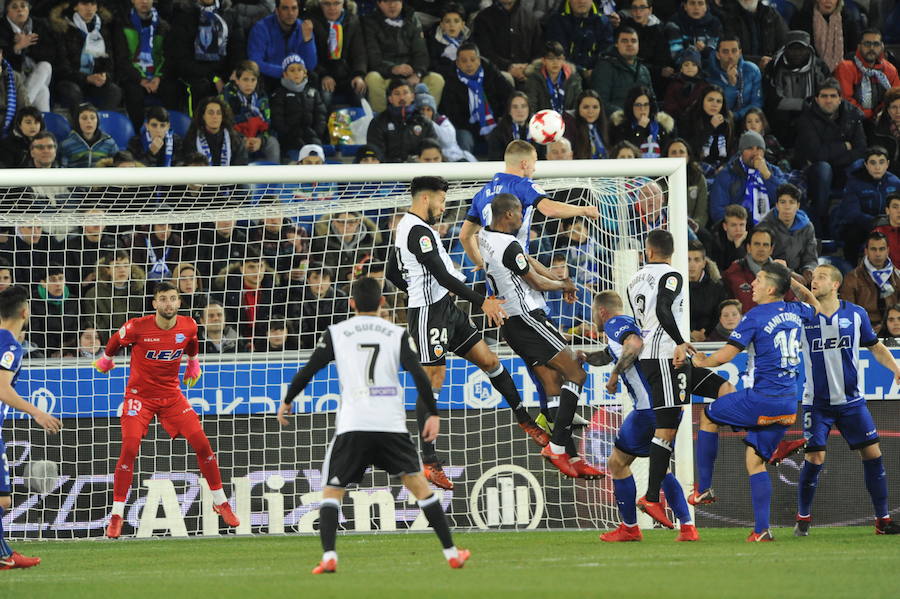 El estadio de Mendizorroza ha albergado este miércoles el partido de vuelta de los cuartos de final de la Copa del Rey 2017-2018