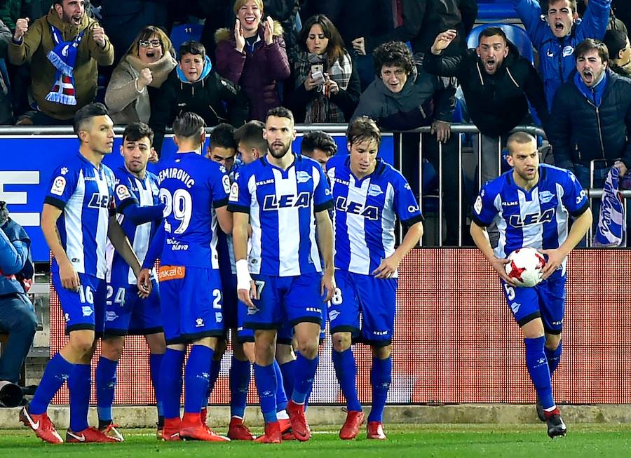 El estadio de Mendizorroza ha albergado este miércoles el partido de vuelta de los cuartos de final de la Copa del Rey 2017-2018