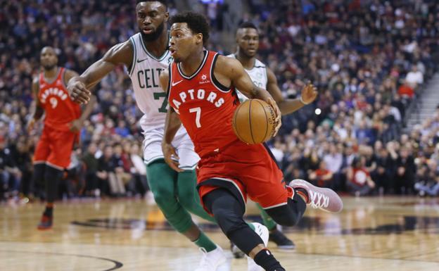 Los Raptors en el encuentro contra los Celtics.