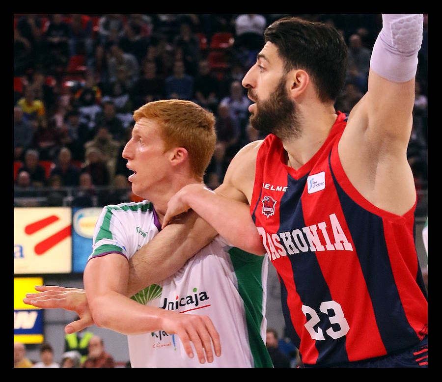 Las mejores fotos del Baskonia - Unicaja