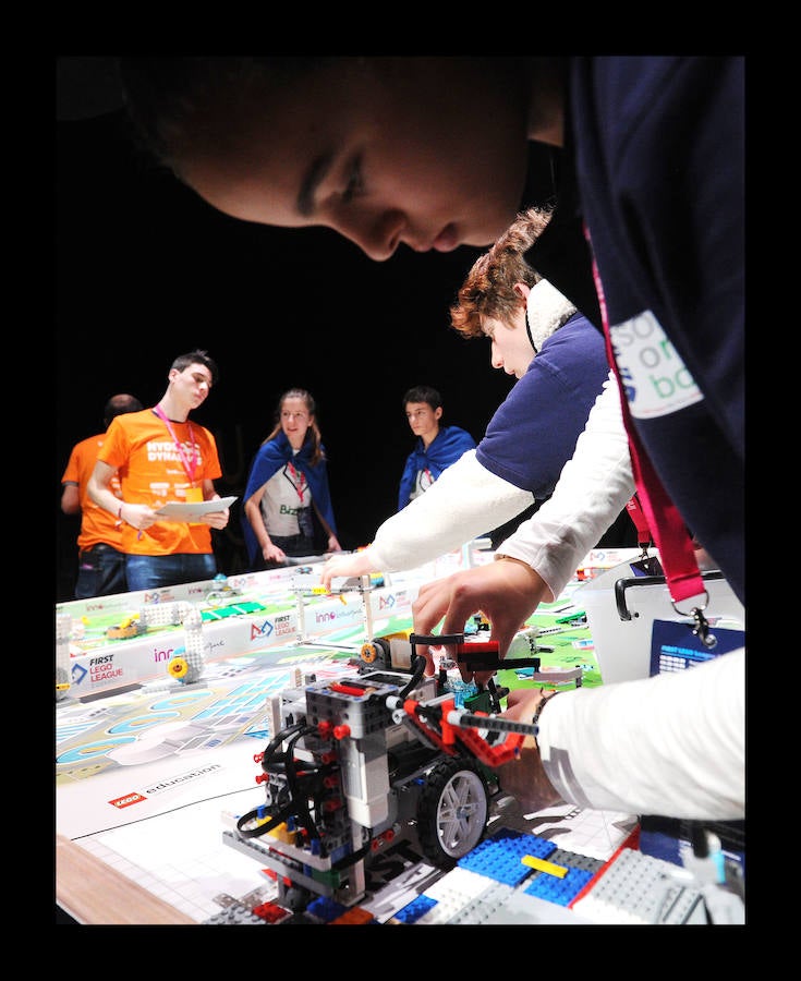 Los cinco mejores proyectos sobre ‘el ciclo humano del agua’ que se seleccionen este sábado en el Palacio Europa pasarán a la fase nacional