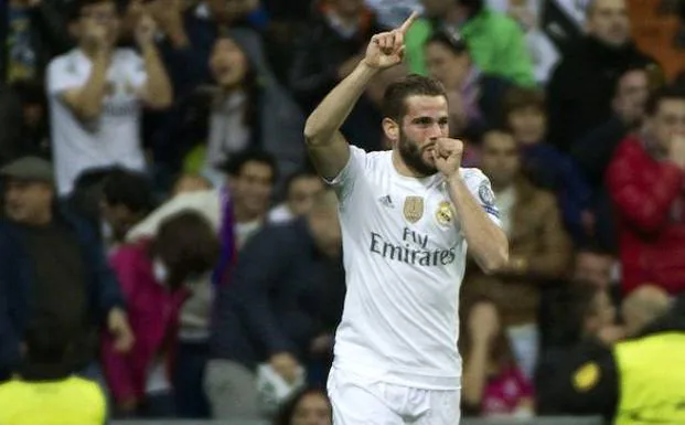 Nacho celebra el gol que le marcó al PSG en la campaña 2015-2016. 