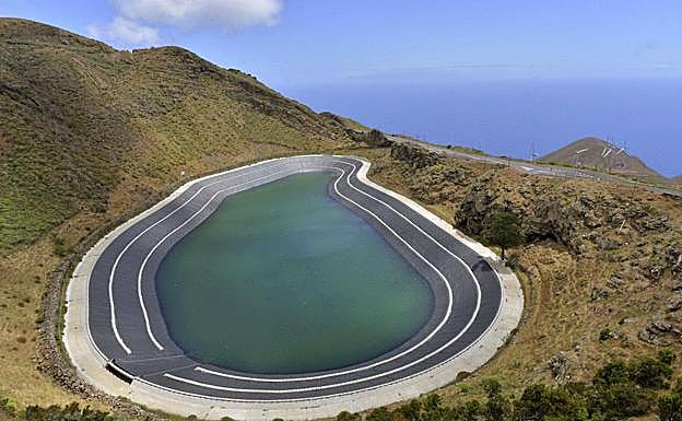 Central hidroeólica de El Hierro.