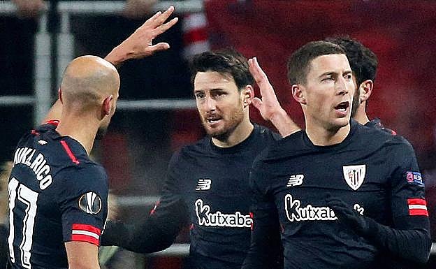 Aduriz ejerce de embajador en Rusia