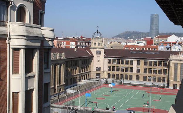 Vista aérea del colegio Miguel de Unamuno.