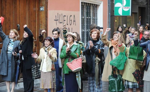 Rodaje de la película 'Vitoria, 3 de Marzo' en el Casco Medieval de Vitoria.