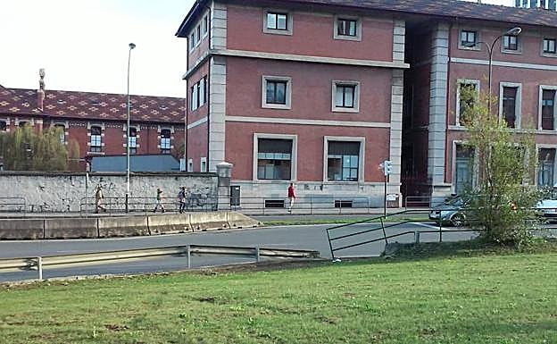 Exterior de Urgencias del hospital de Basurto.