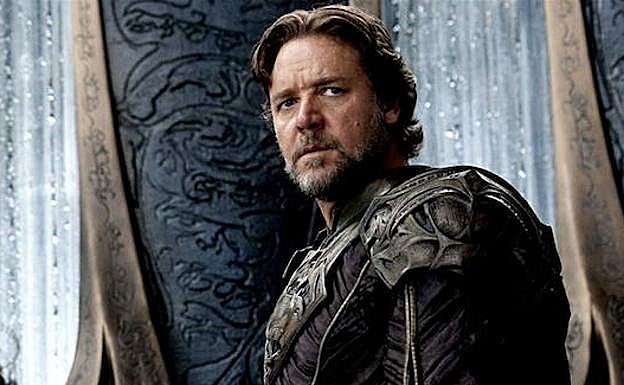 Rusell Crowe.