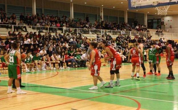 Lance del partido ante el Ensino. 