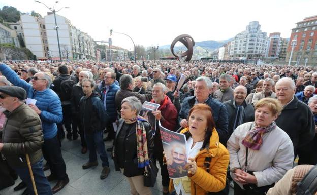 Los pensionistas han vuelto a acudir al Ayuntamiento de Bilbao.
