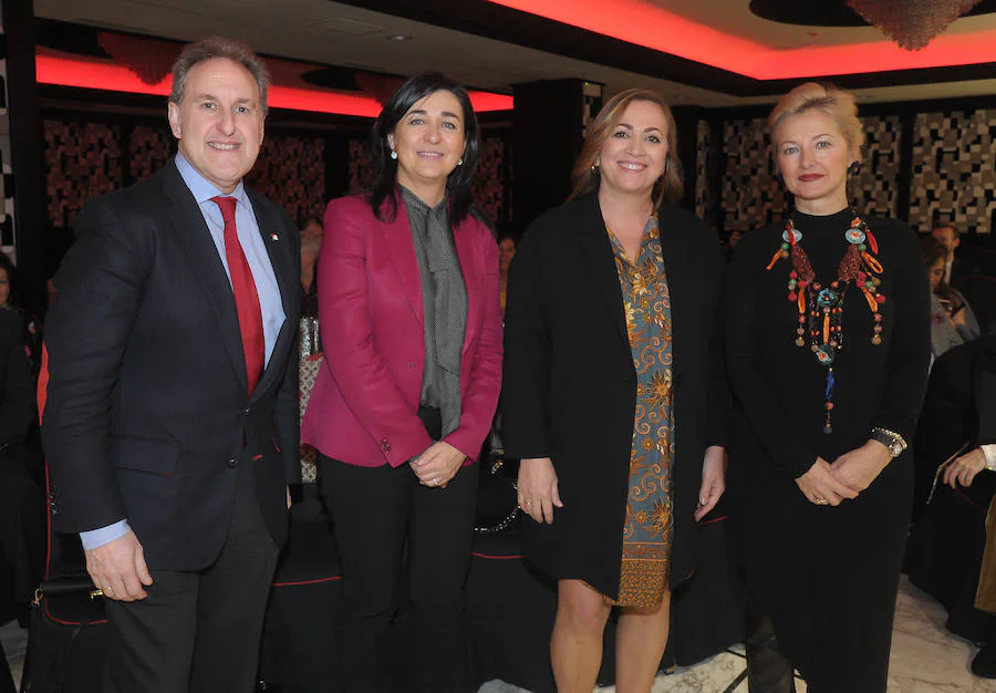 Alfonso Gil, Yolanda Díez, Isabel Muela y Gloria Múgica. 