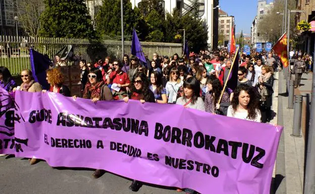 Manifestación en Vitoria por el Día de la Mujer