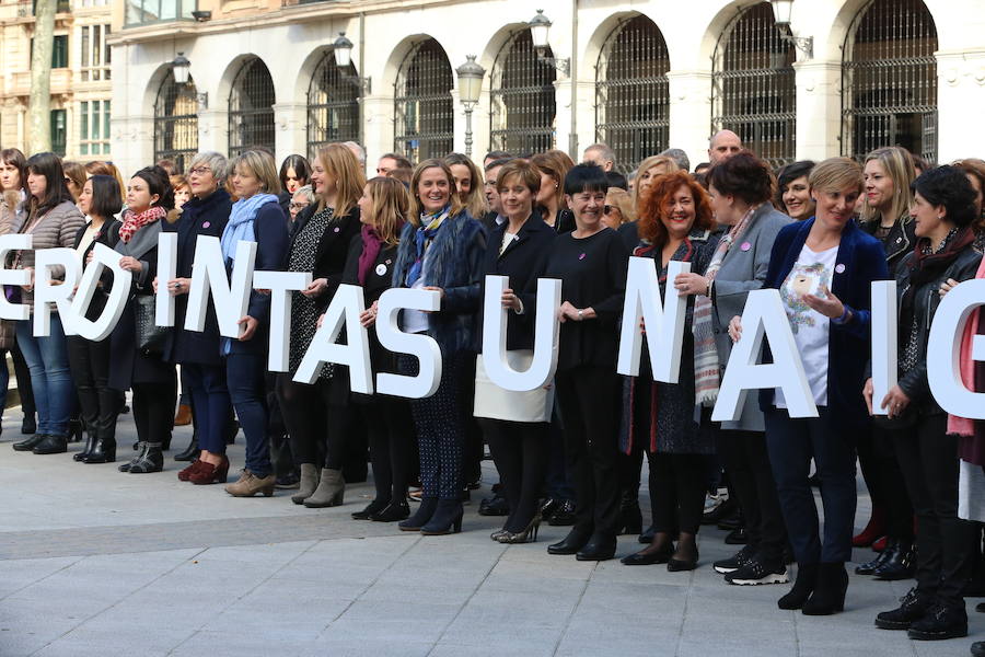 Las mejores fotos del Día Internacional de la Mujer 2018 en Bilbao, con imágenes de las concentraciones y manifestaciones feministas.