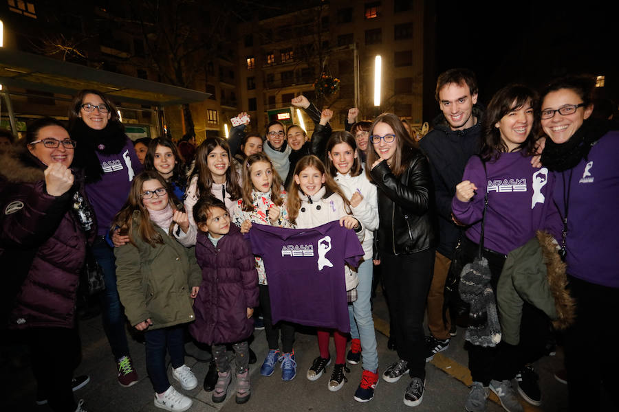 Fotos: La manifestación histórica por el Día de la Mujer en Vitoria