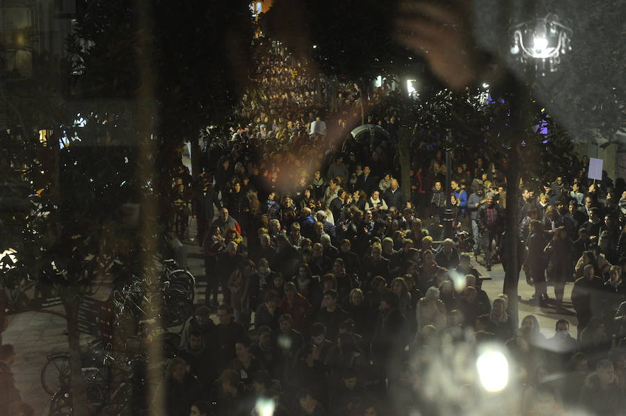 Fotos: La manifestación histórica por el Día de la Mujer en Vitoria