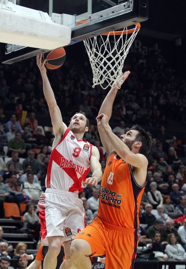 Fotos: El Valencia Basket - Baskonia de Eruoliga, en imágenes