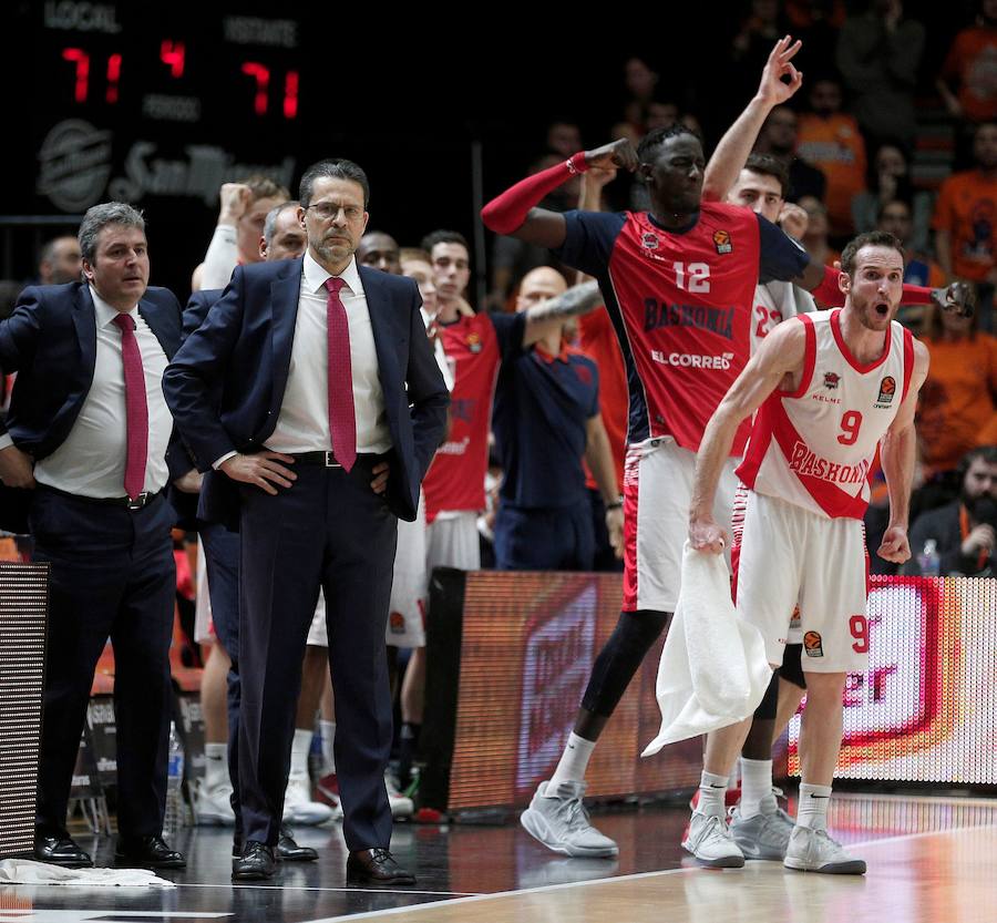 Fotos: El Valencia Basket - Baskonia de Eruoliga, en imágenes