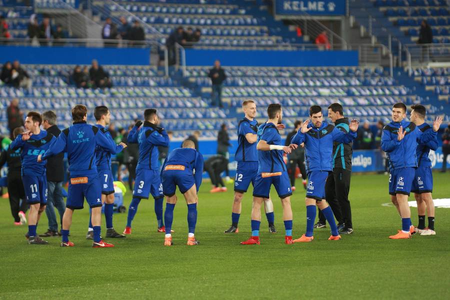 Fotos: El Alavés - Betis, en imágenes