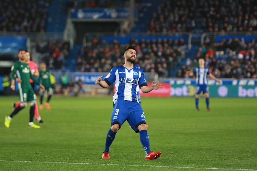 Fotos: El Alavés - Betis, en imágenes