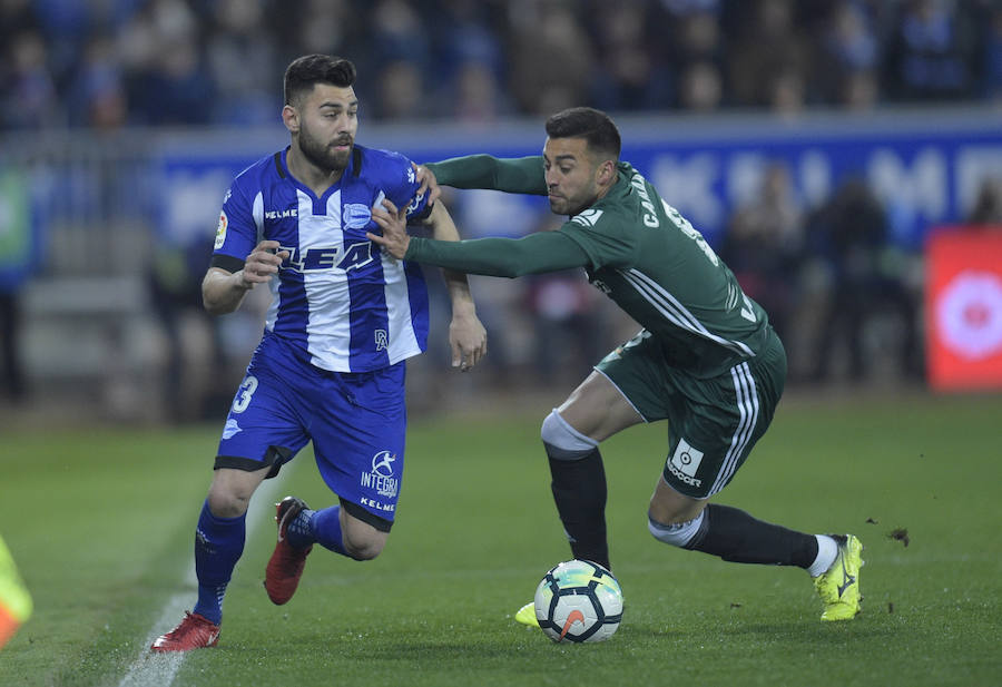 Fotos: El Alavés - Betis, en imágenes
