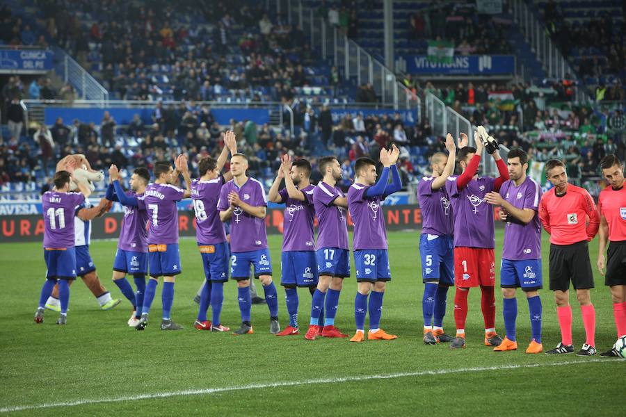 Fotos: El Alavés - Betis, en imágenes