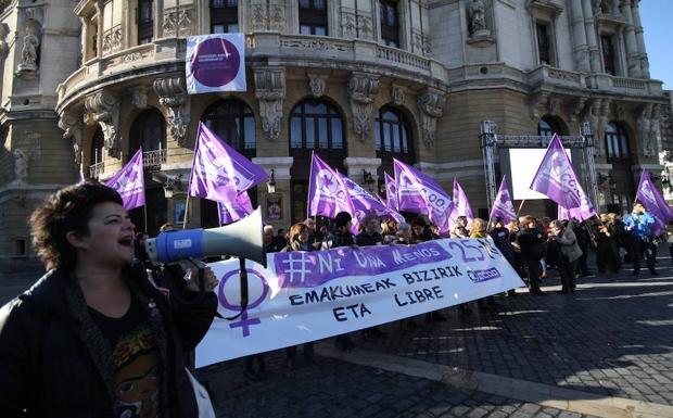 Concentración contra la violencia de género en Bilbao.