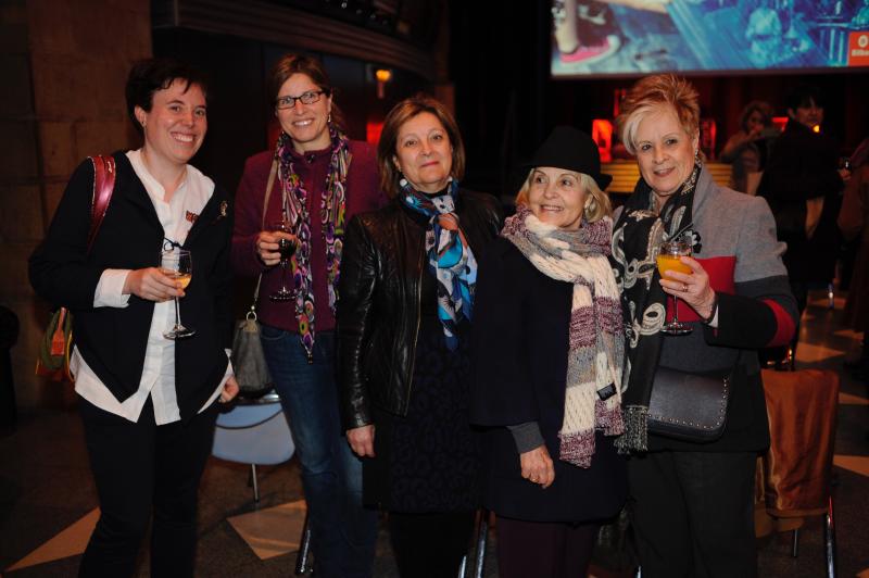 Ainara Martínez Matía, Maribel Angulo Solana, Julia Dieguez, Begoña Rueda y Begoña Fernández.