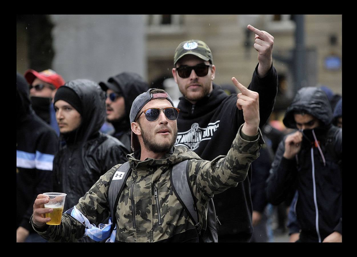 Athletic - Marsella | Fotos del espectacular despliegue de la Ertzaintza con los hinchas del Olympique de Marsella