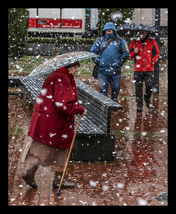 Las previsiones alertan de que las principales precipitaciones caerán esta tarde-noche de este lunes incluso en cotas bajas