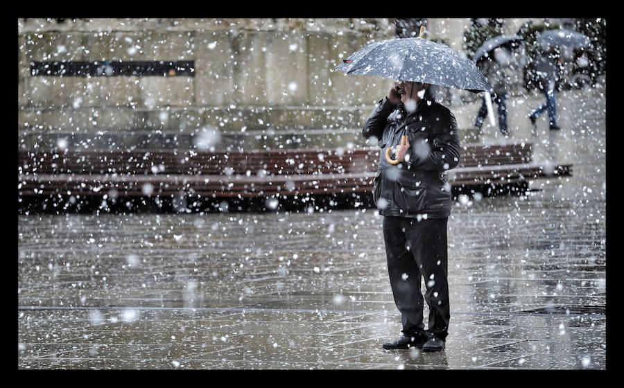 Las previsiones alertan de que las principales precipitaciones caerán esta tarde-noche de este lunes incluso en cotas bajas