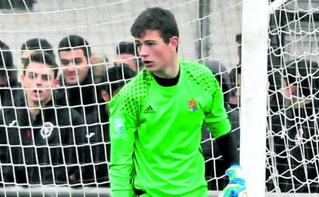 Julen Agirrezabala, en un torneo con la Real. 