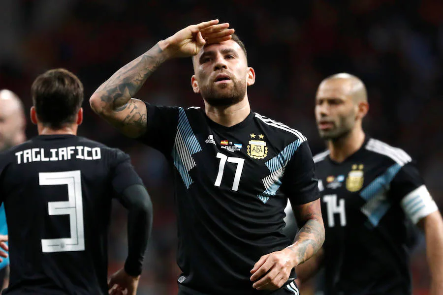 La selección que dirige Julen Lopetegui apabulló a Argentina en su estreno en el Wanda Metropolitano (6-1) con un 'hat-trick' de Isco y tantos de Diego Costa, Thiago y Aspas.