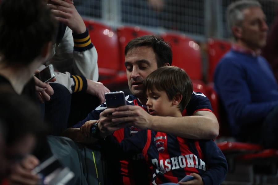 El coliseo azulgrana logra una de las mejores entradas de la temporada gracias al esperado duelo de Euroliga entre Baskonia y Maccabi