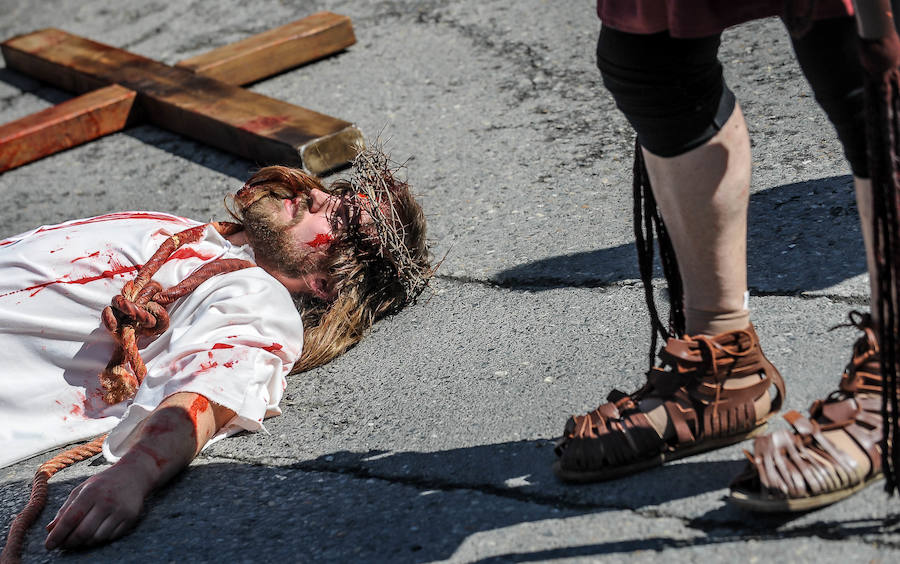 Fotos: El Vía Crucis de Arkotxa, en imágenes